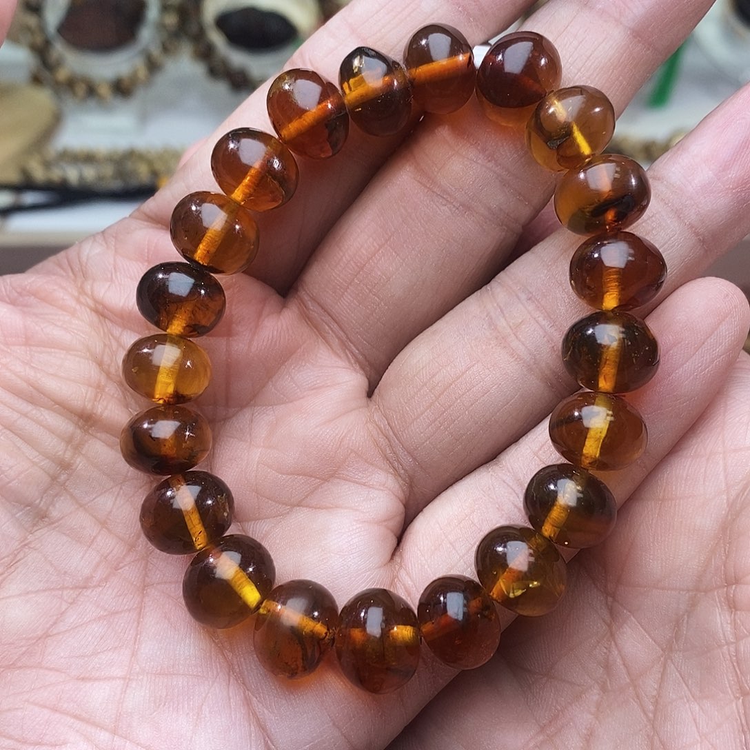 琥珀未镶嵌裸石11