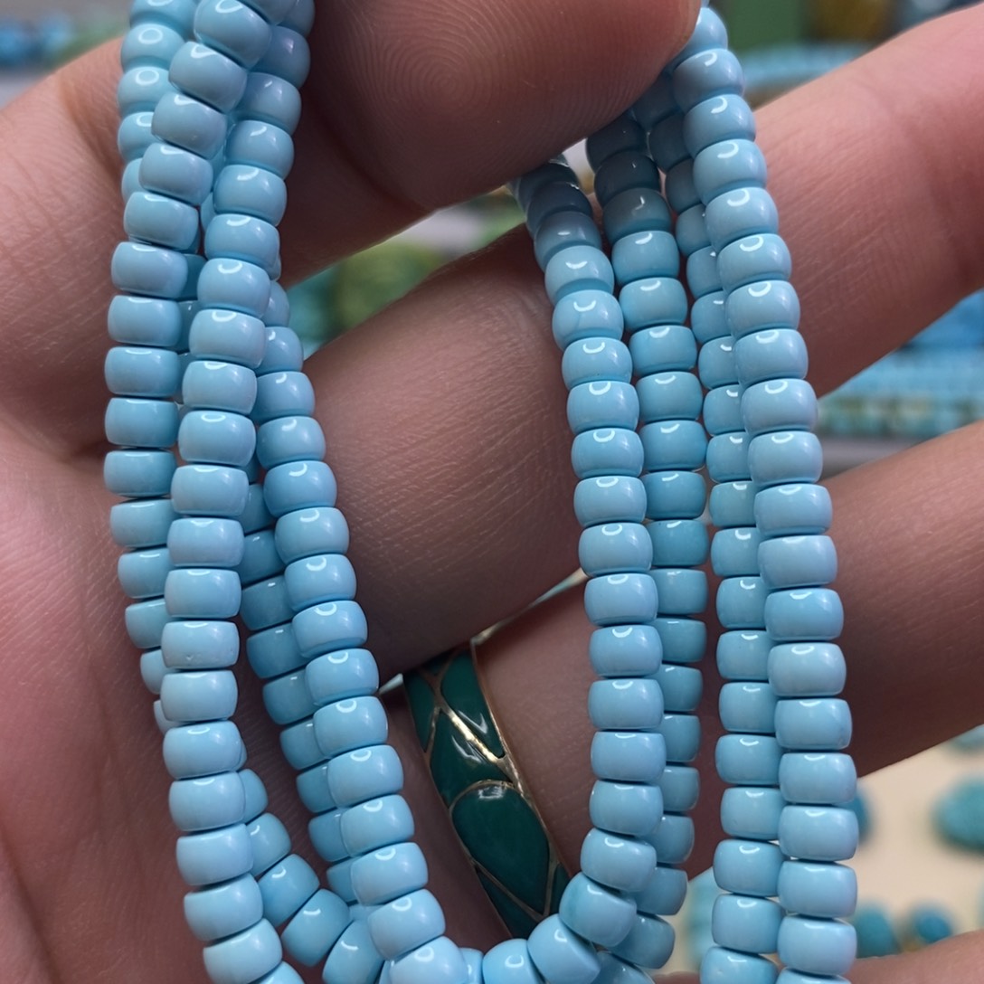 绿松石配饰未镶嵌