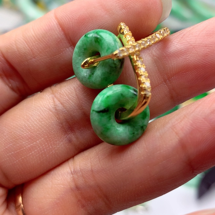 翡翠银S925镶嵌颈饰翡翠