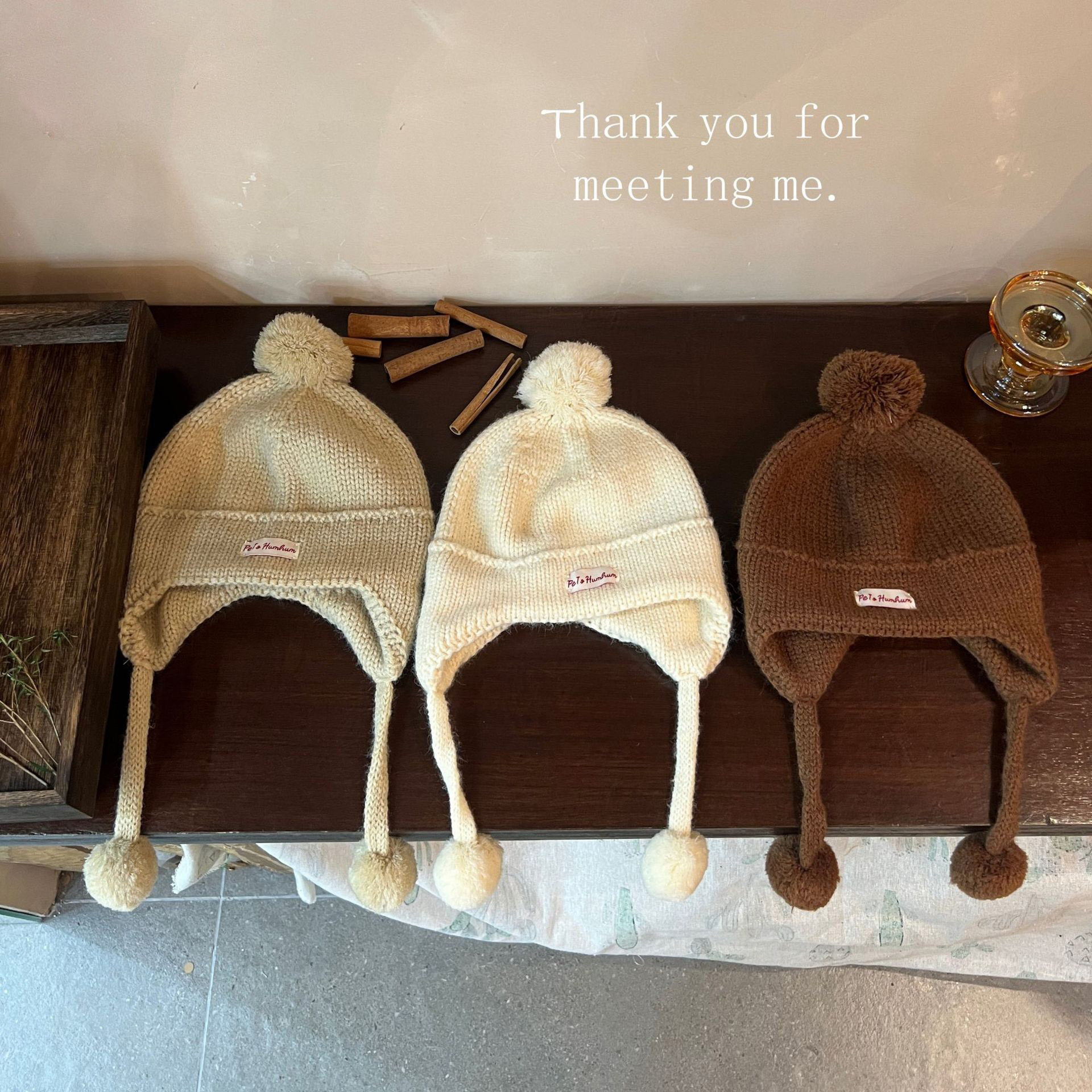 宝宝帽子秋冬儿童1-3岁护耳外出冬季男童女童保暖防风毛球针织帽