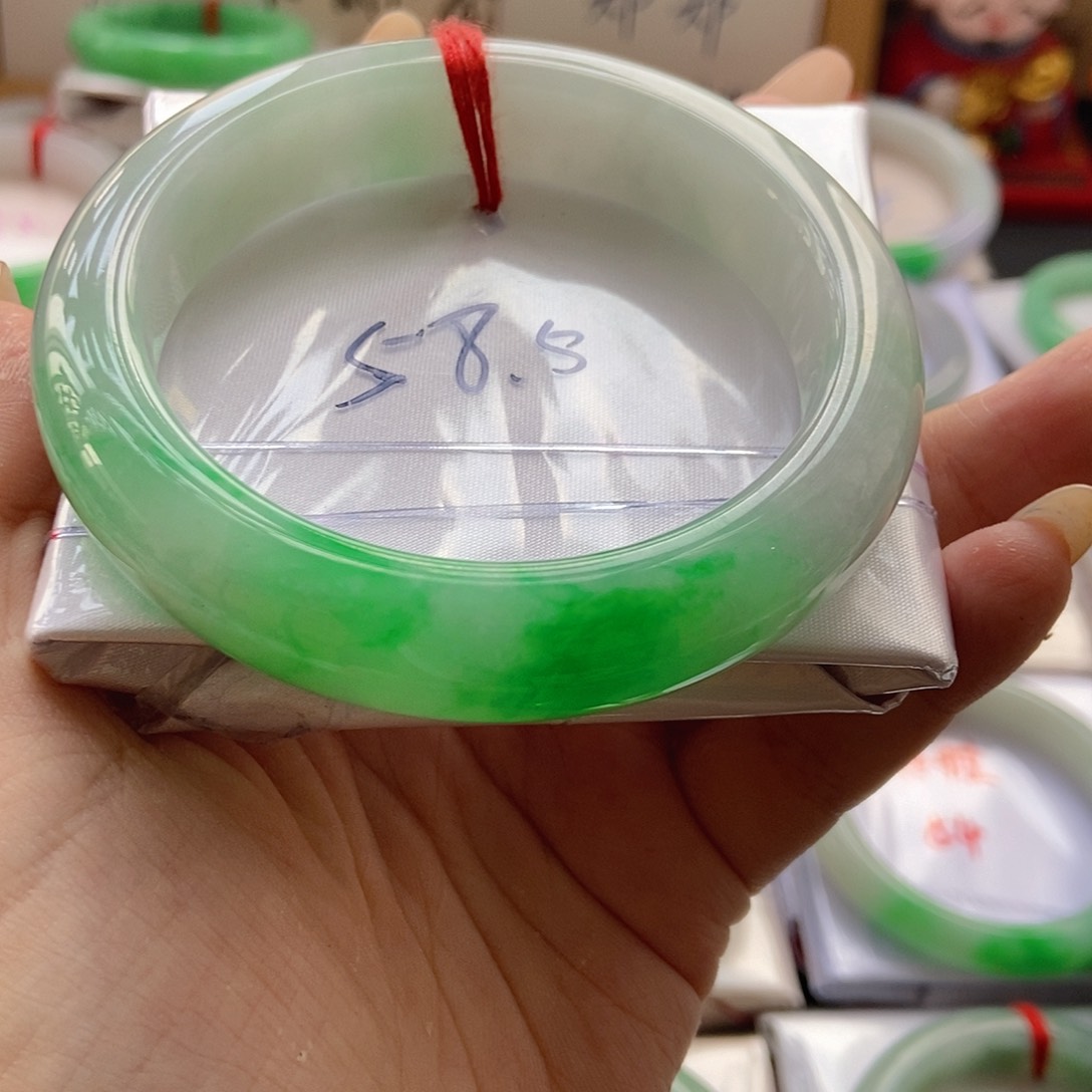 未镶嵌手镯翡翠10号