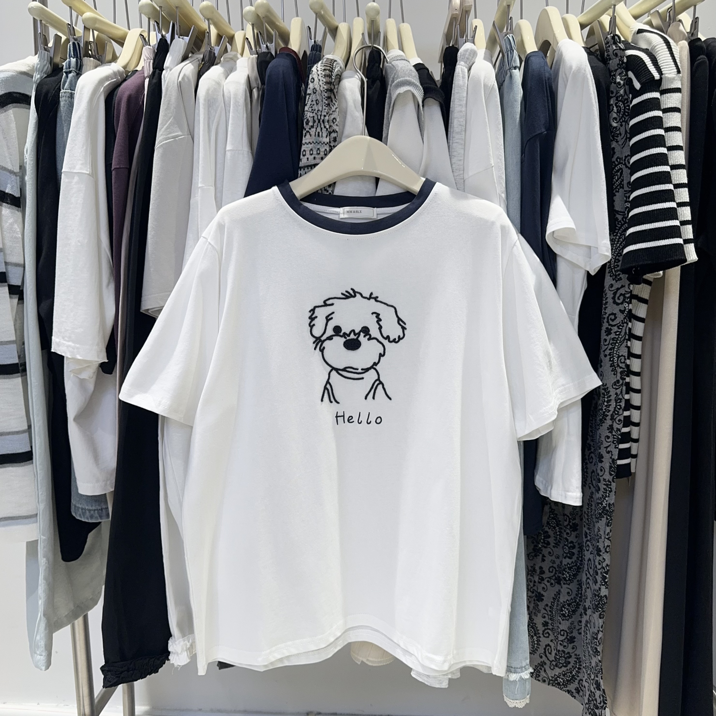 （十八家）88803新款刺绣小狗圆领短袖