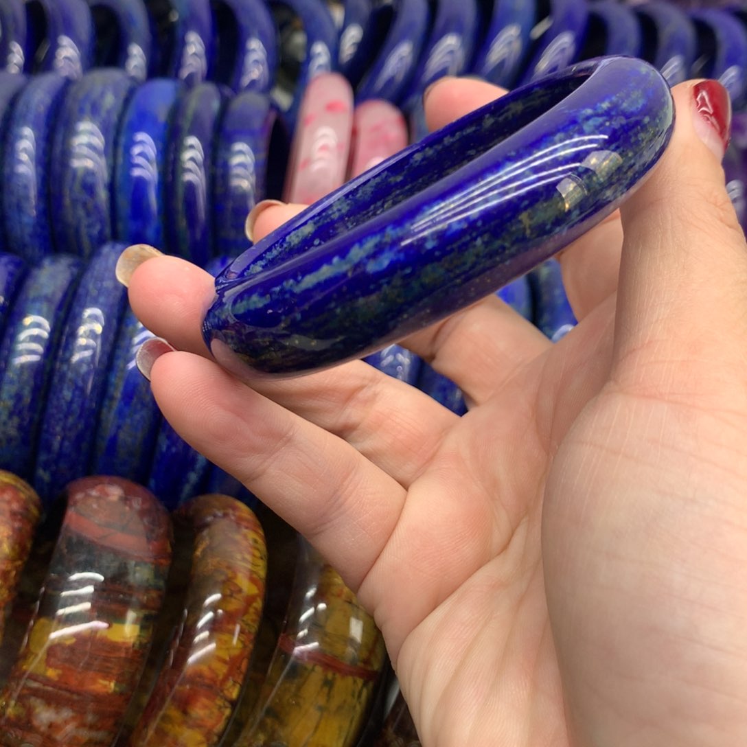 青金石手镯未镶嵌