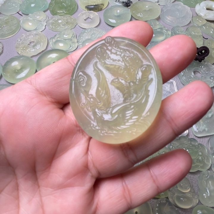 岫玉吊坠(赠链)未镶嵌