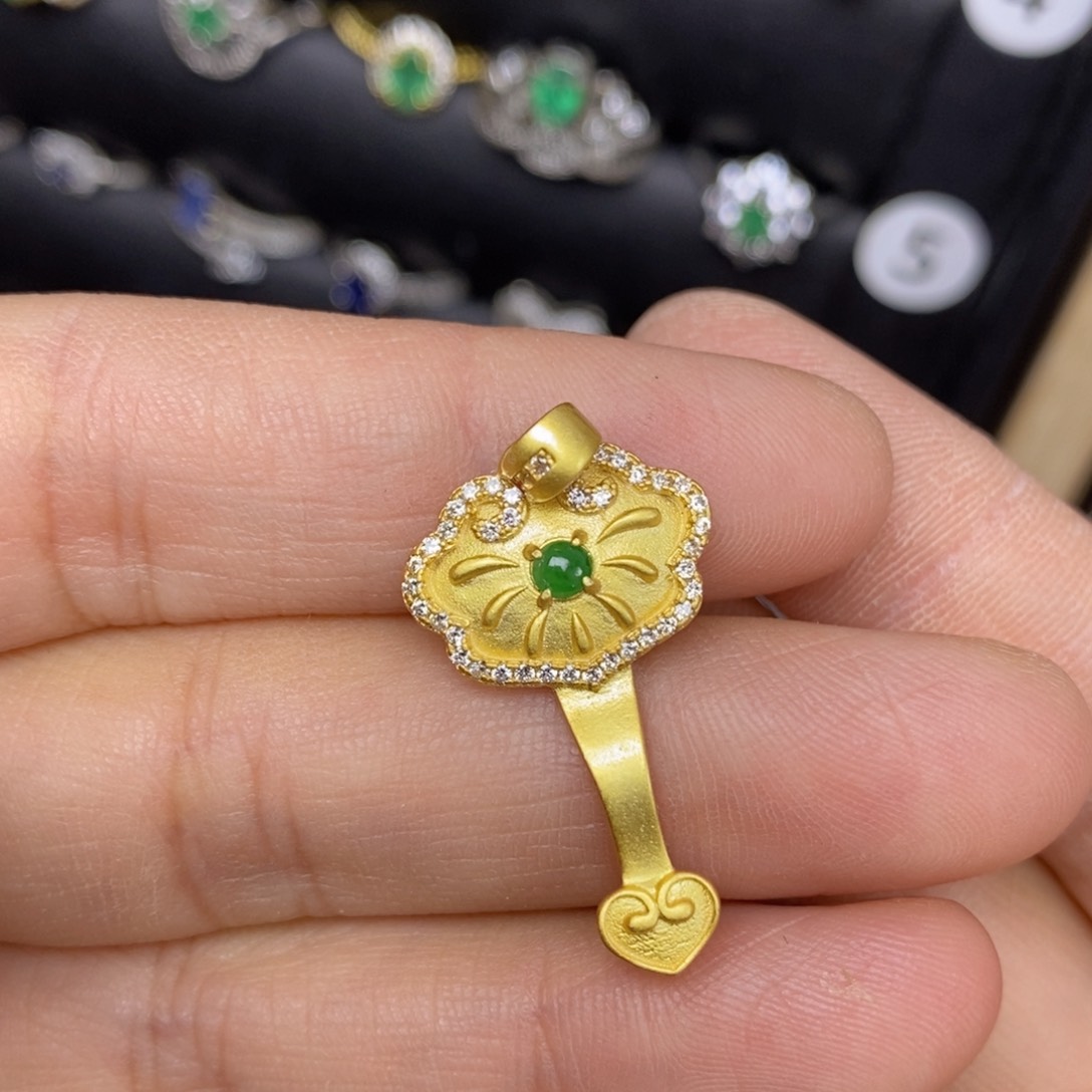 翡翠银S925镶嵌吊坠(不含链)