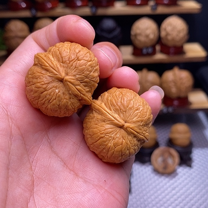 文玩核桃吊坠小金豆14