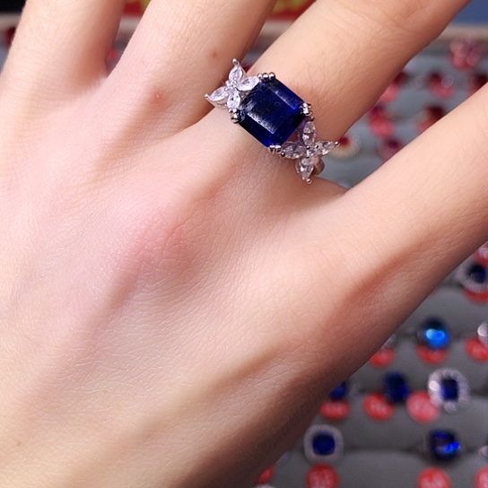 蓝宝石戒指银S925镶嵌