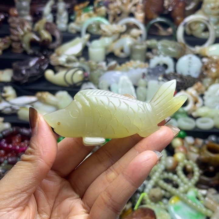 岫岩河磨玉（透闪石质玉）未镶嵌颈饰