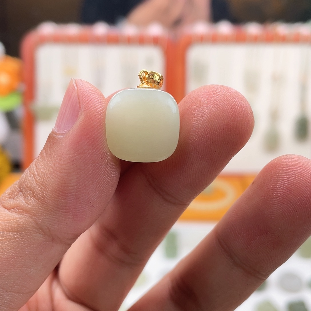 和田玉银S925镶嵌颈饰