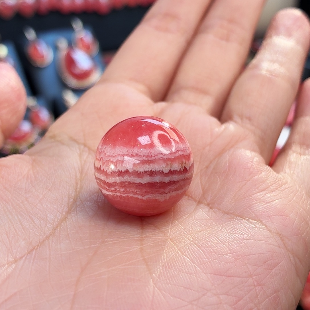 菱锰矿（红纹石）未镶嵌珠宝半成品19.6mm三文鱼球