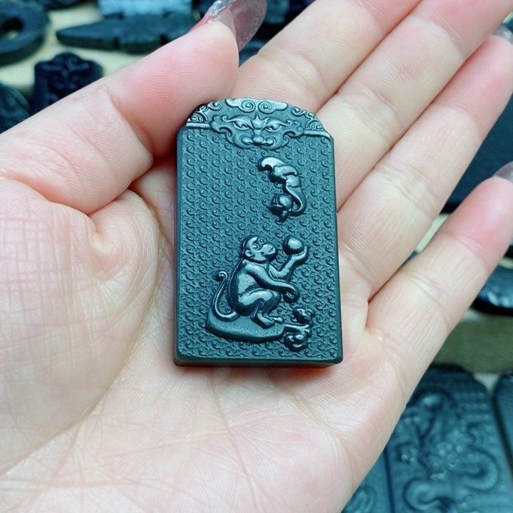 和田玉（青玉）颈饰未镶嵌