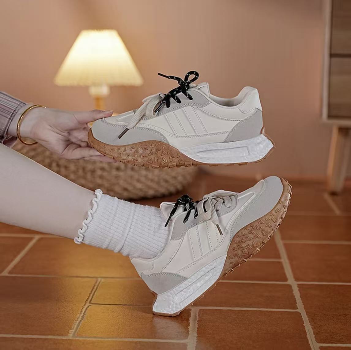 【AB064】时尚休闲鞋小白鞋厚底运动鞋百搭复古软底ins拼色系带