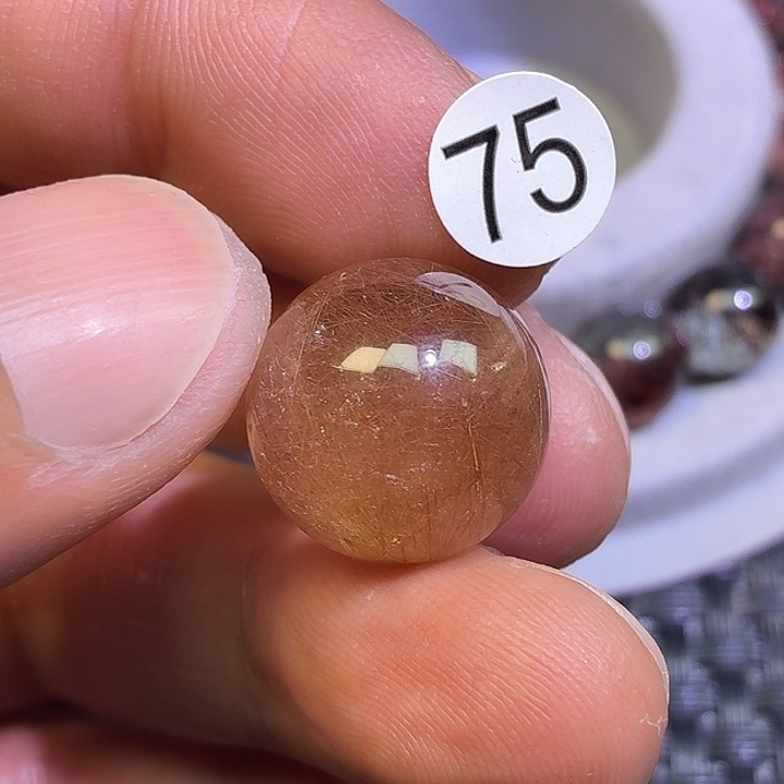 韩***韩水晶吊坠(不含链)未镶嵌