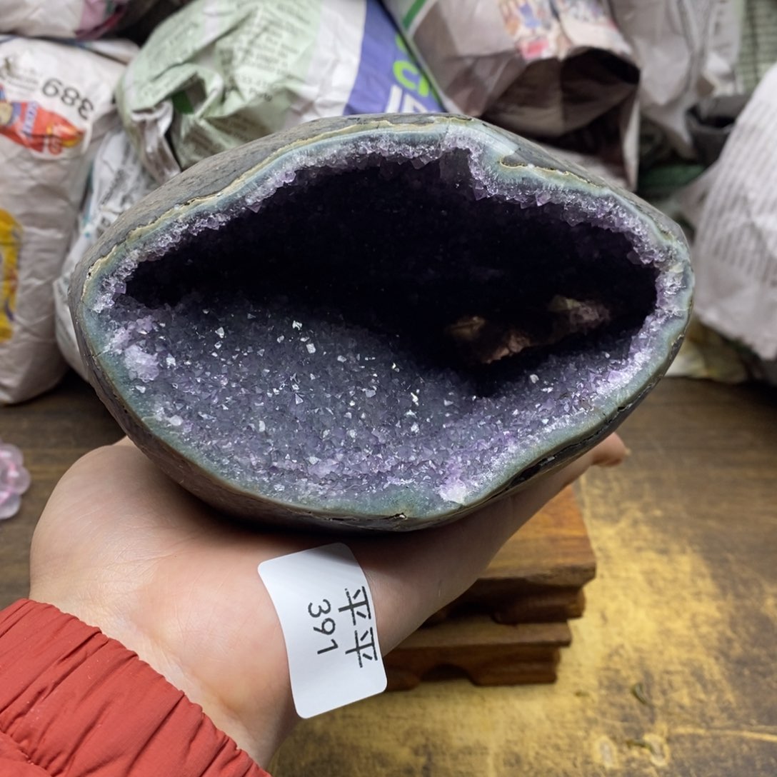 水晶乌拉圭未镶嵌