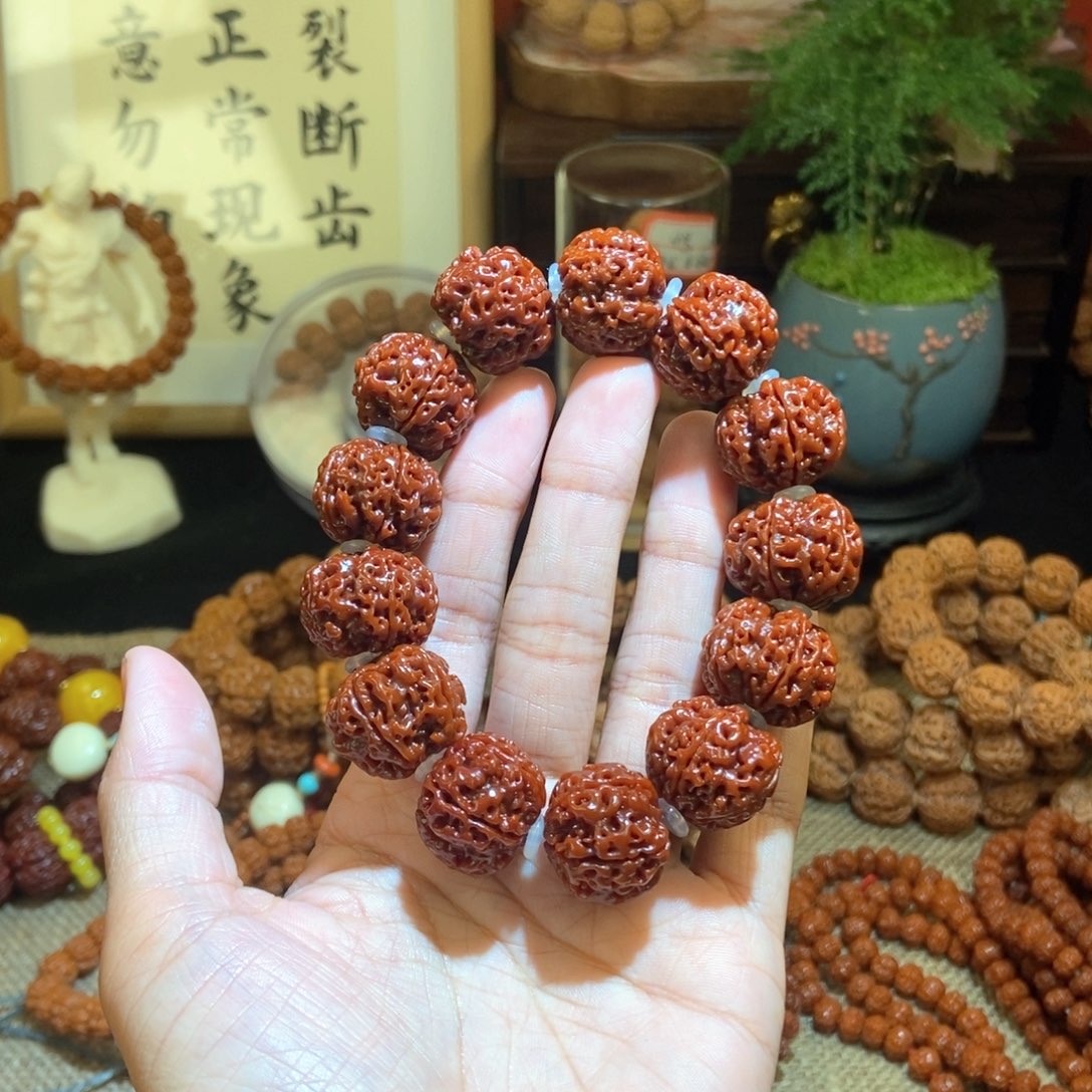 金刚菩提吊坠205玉化