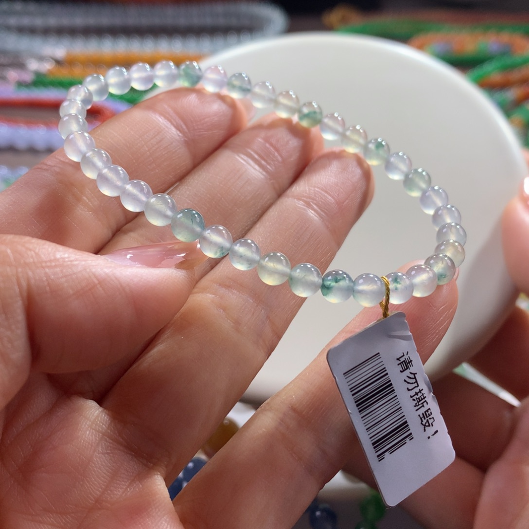 翡翠未镶嵌手链！性价比！冰飘黄加绿卡4.3-5