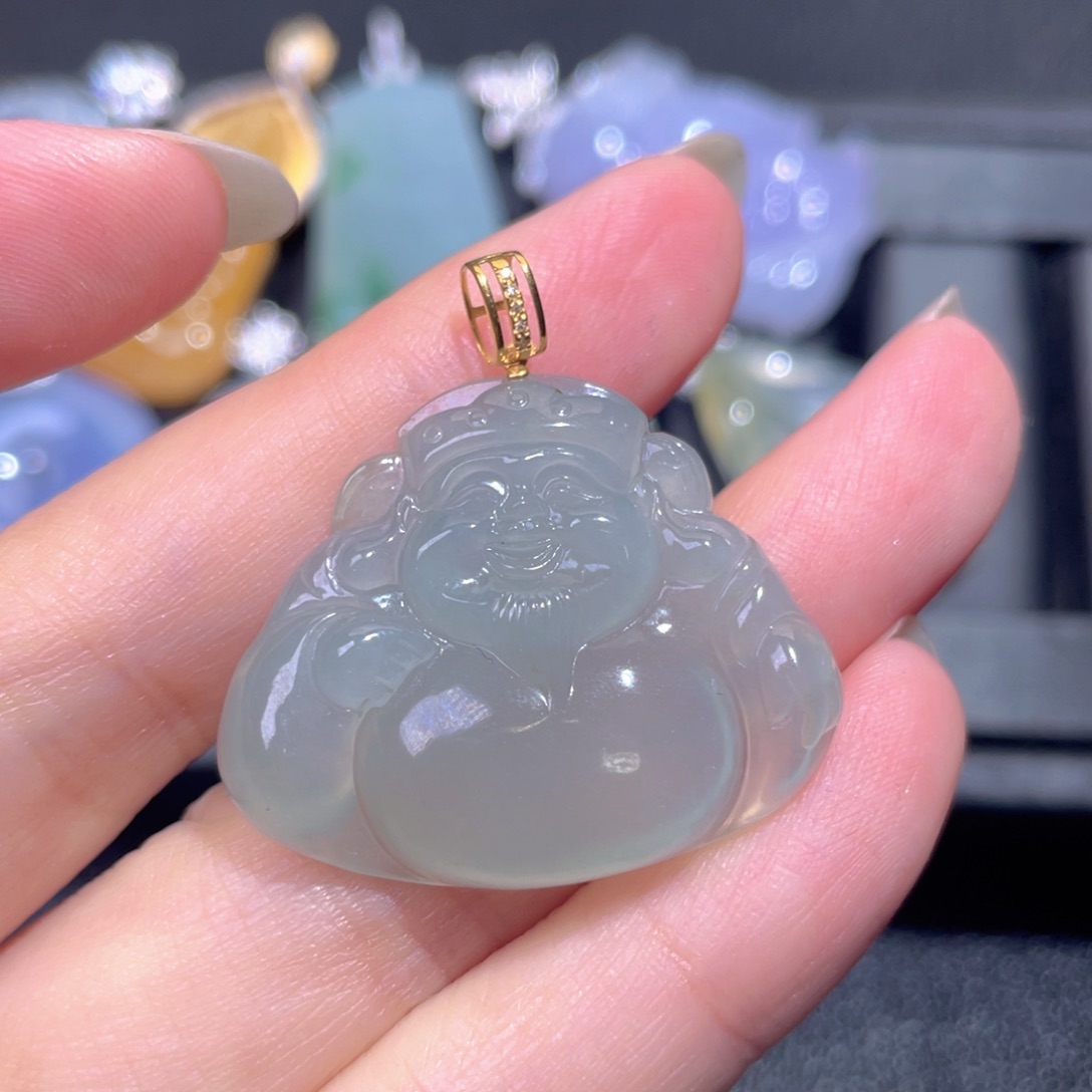 颈饰18K金镶嵌翡翠翡翠