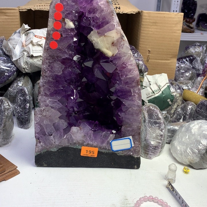 紫晶大型摆件（非配饰）未镶嵌