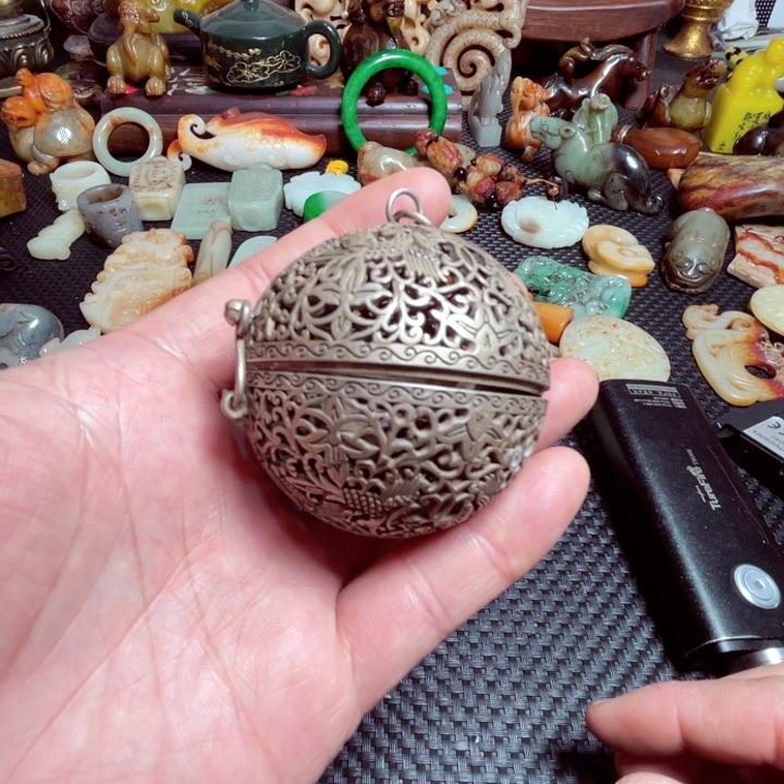 滴血莲花菩提吊坠