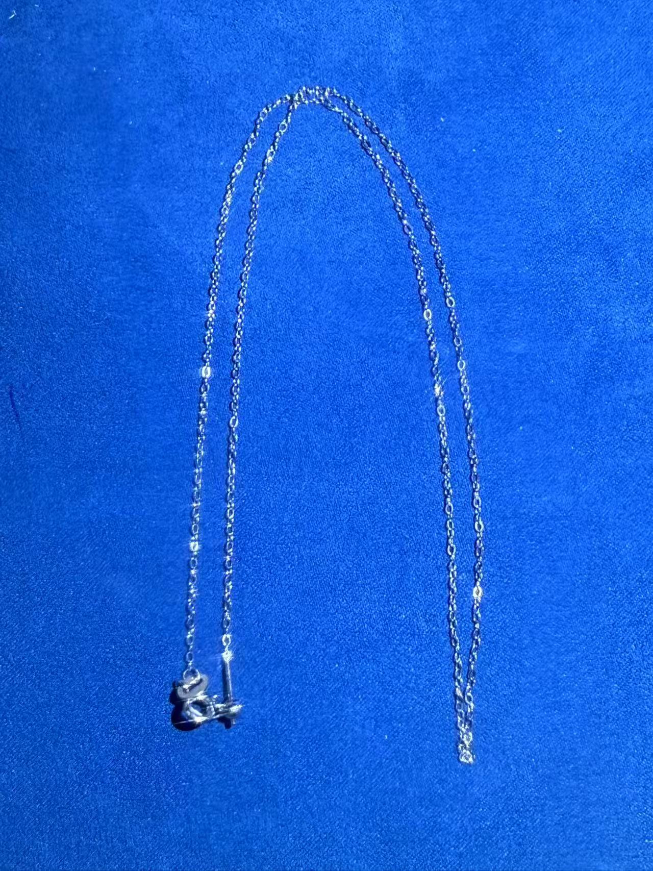 a1353白色万能O字项链多样性发货