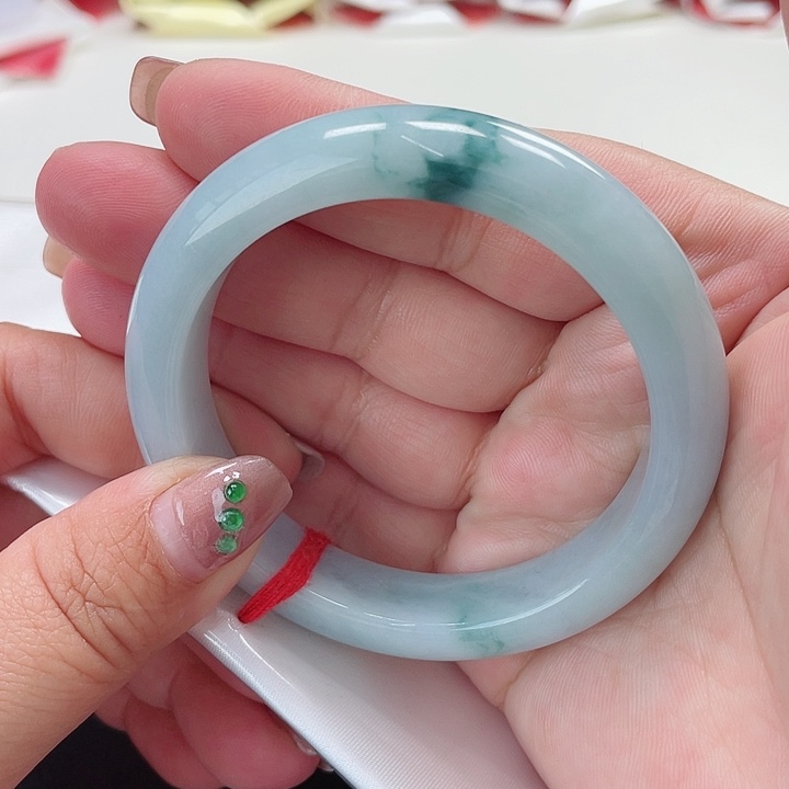 翡翠手镯未镶嵌缅甸翡翠手镯56圈