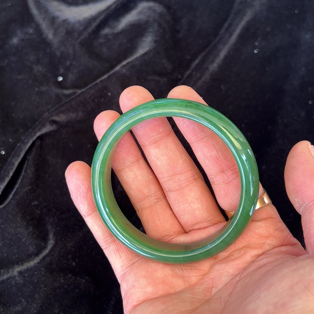和田玉（碧玉）手镯未镶嵌老坑种糯种精品果绿色好东西