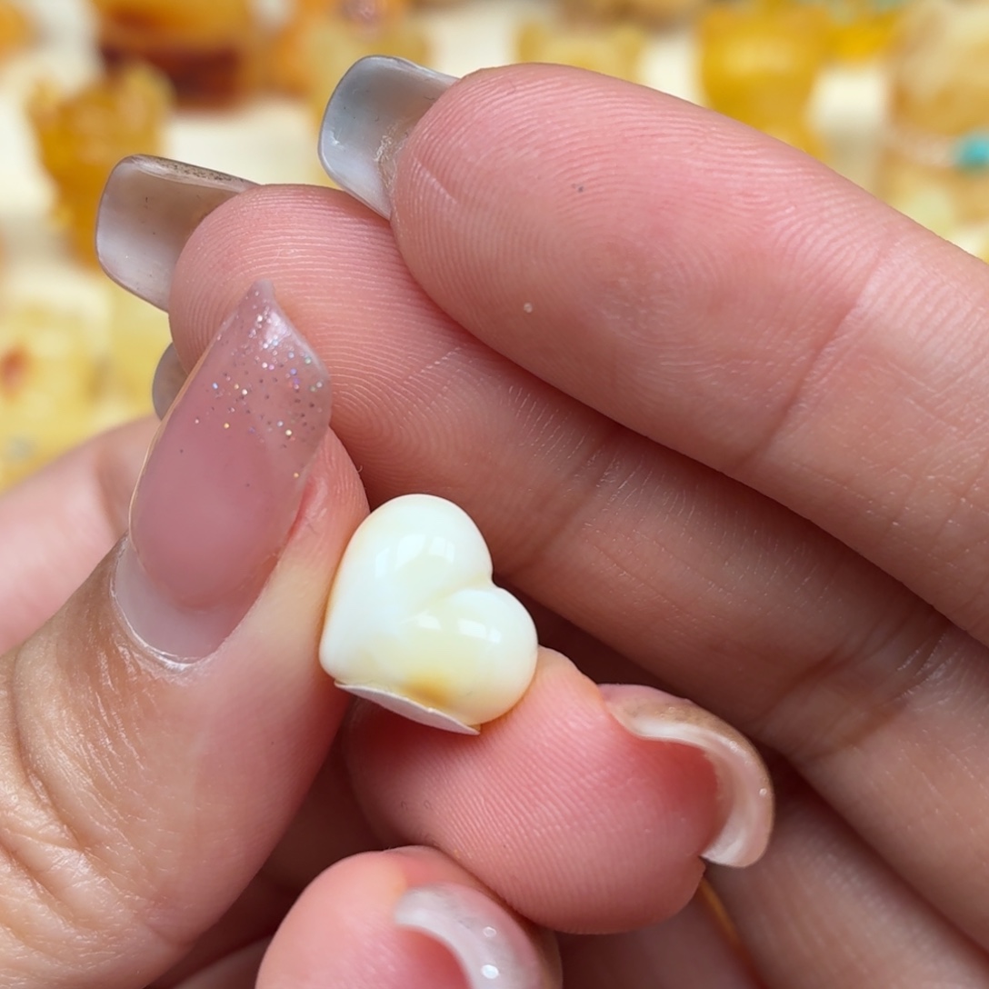 蜜蜡未镶嵌裸石蜜蜡