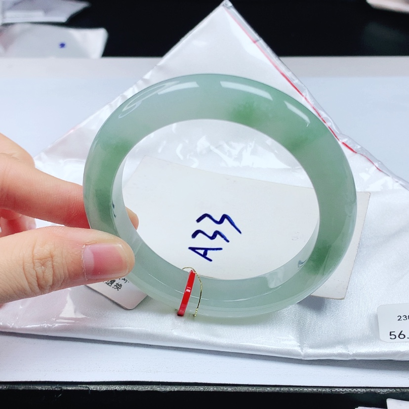 【闪购商品】翡翠手镯未镶嵌天然缅甸a货手镯56+