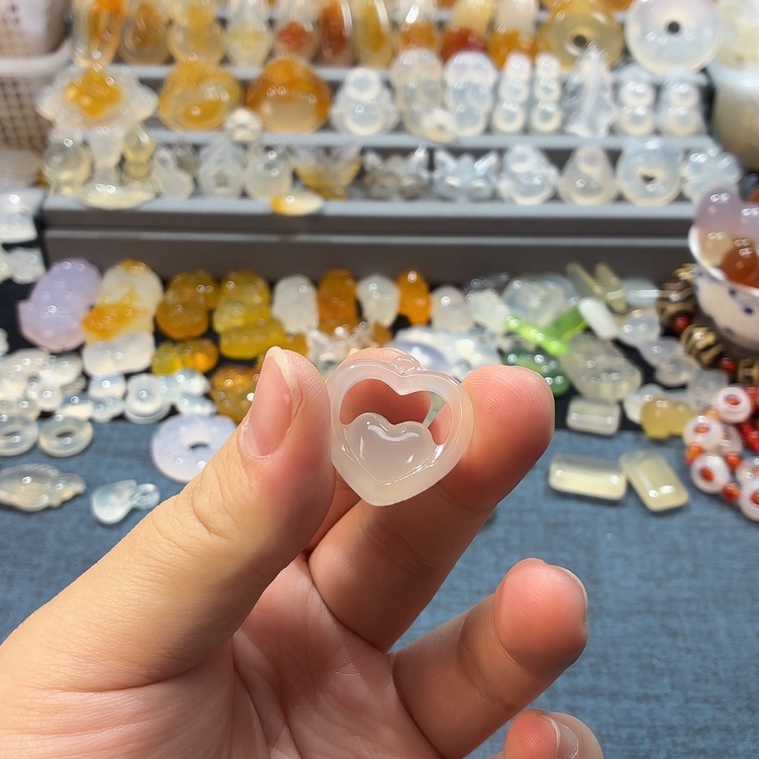 玛瑙/玉髓未镶嵌颈饰