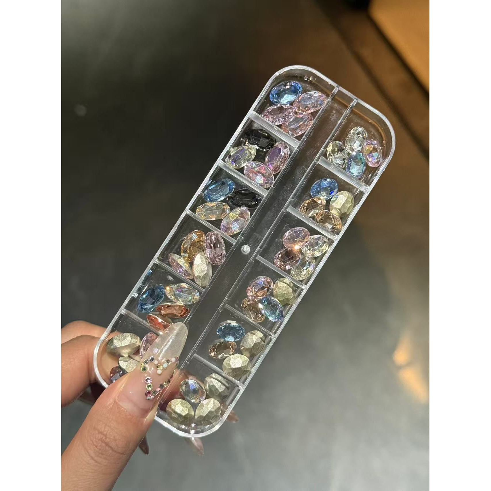 【马哥美博会专属】12宫格胖坨坨和瘦坨坨混鸽子蛋美甲饰品盒48颗