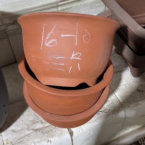 红陶中国宜兴紫砂花盆，