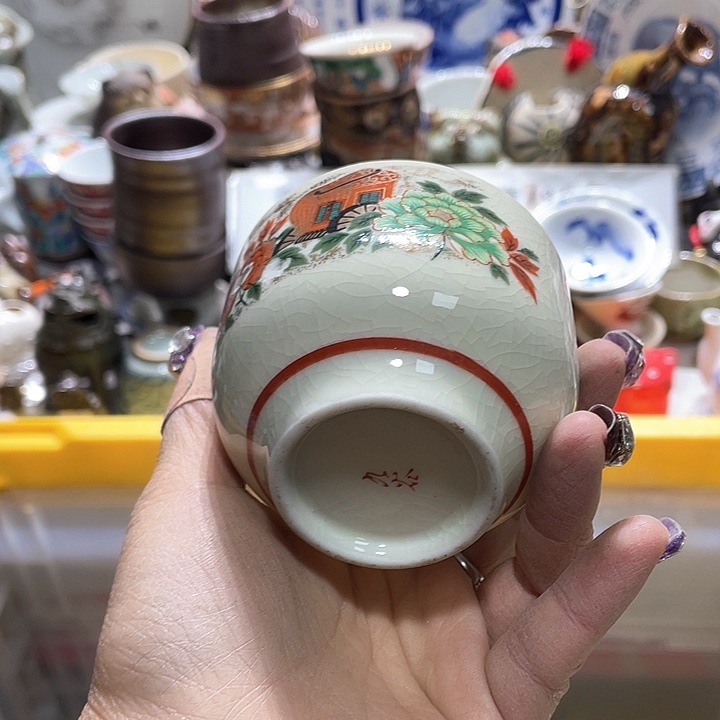 瓷片这种行为让路也会导致人