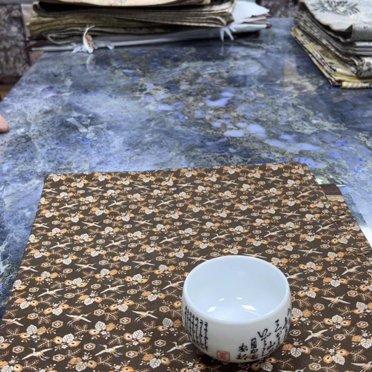 【闪购商品】笑*陶瓷马克杯带盖勺