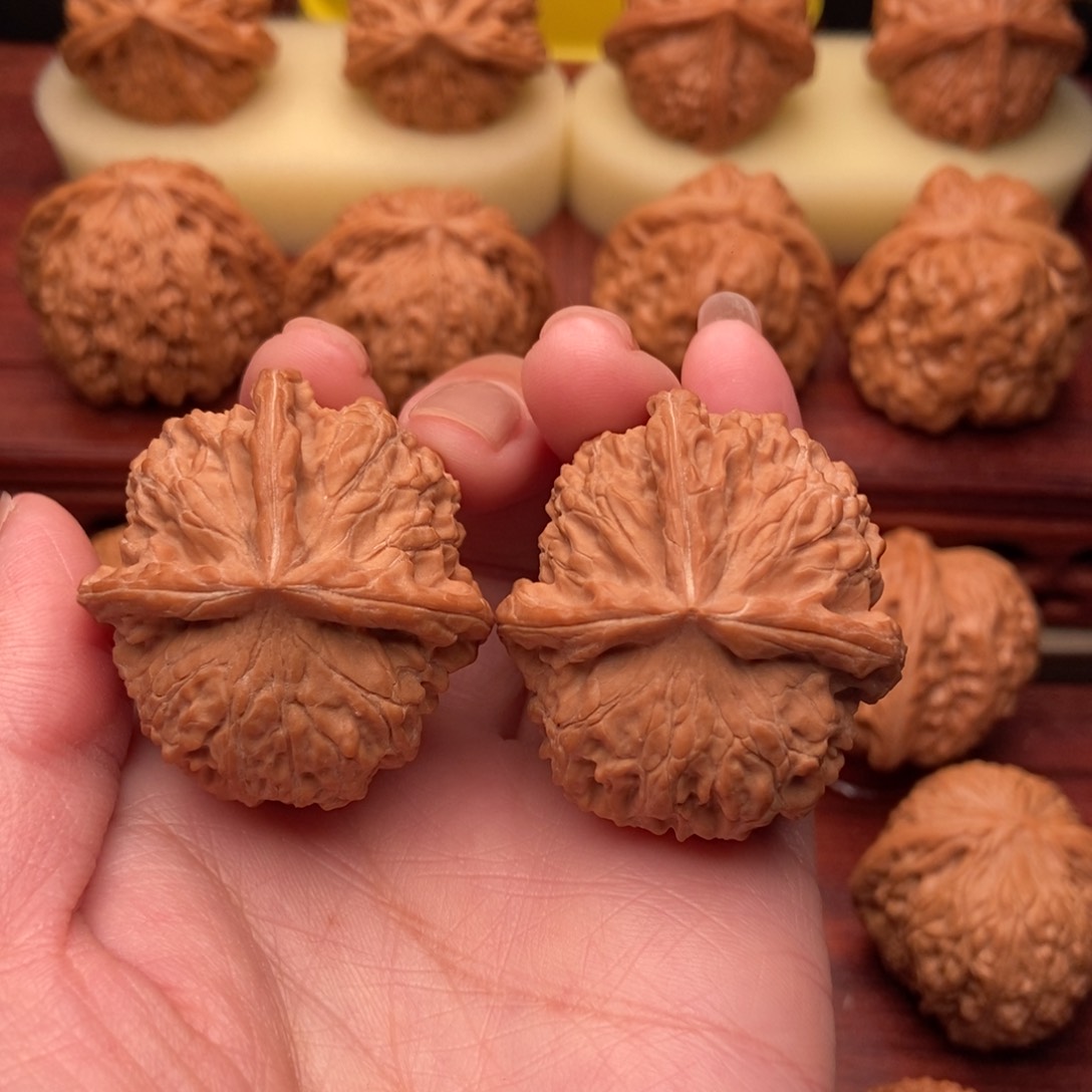 桃核把件野生粗筋三棱41