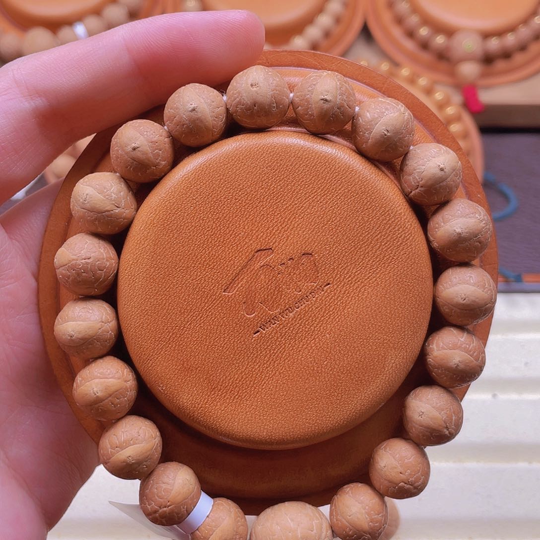 凤眼菩提手串红皮12尺寸