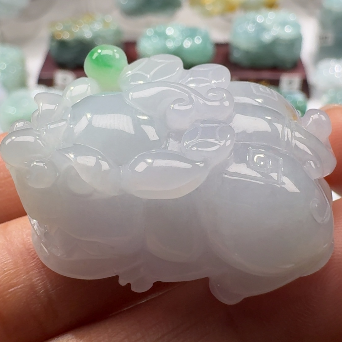 定制翡翠未镶嵌貔貅