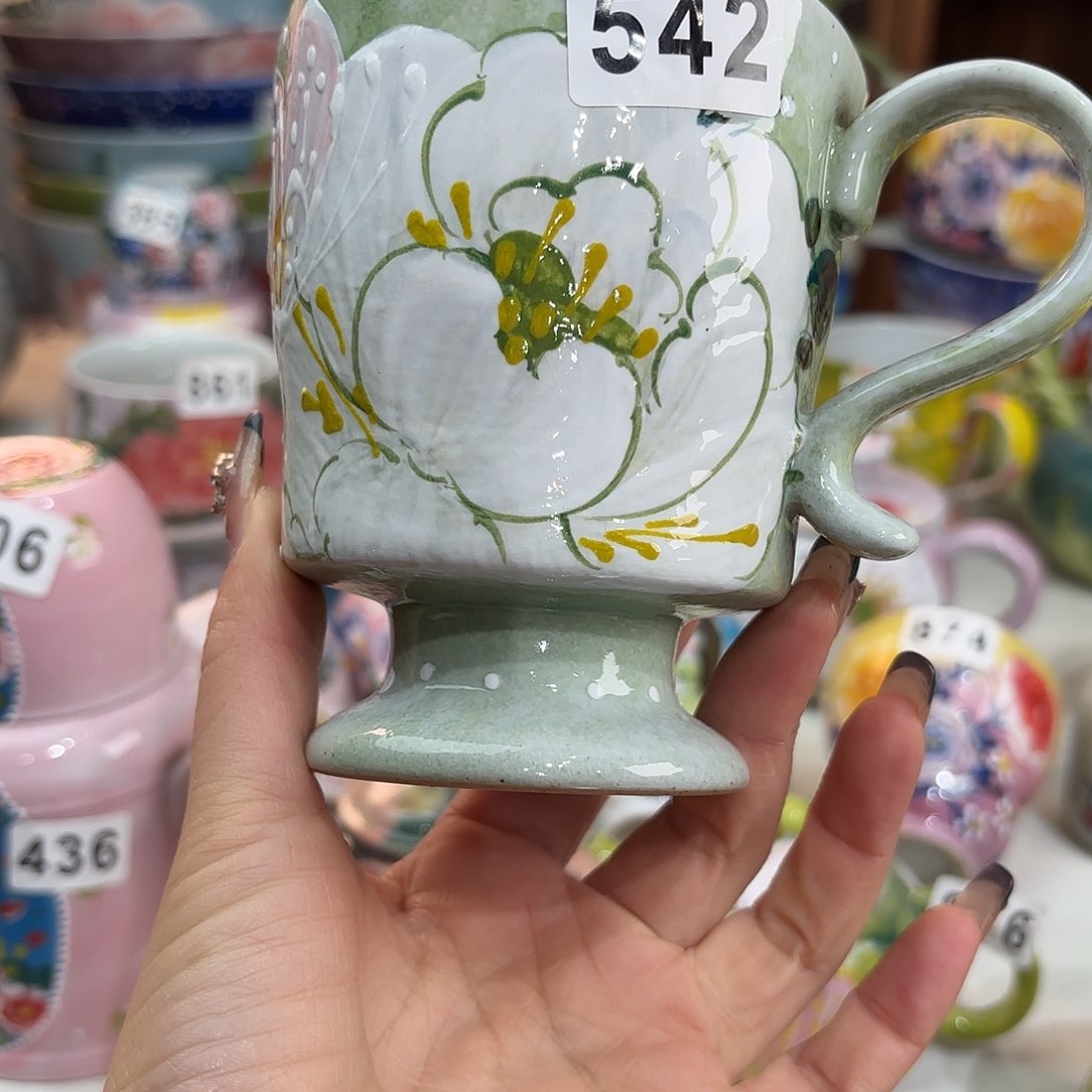 瓷片我是小猫你要吃好饭