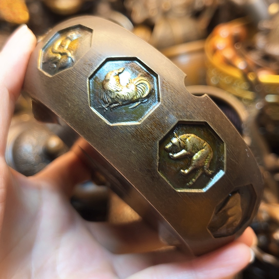 精美铜器工艺品等
