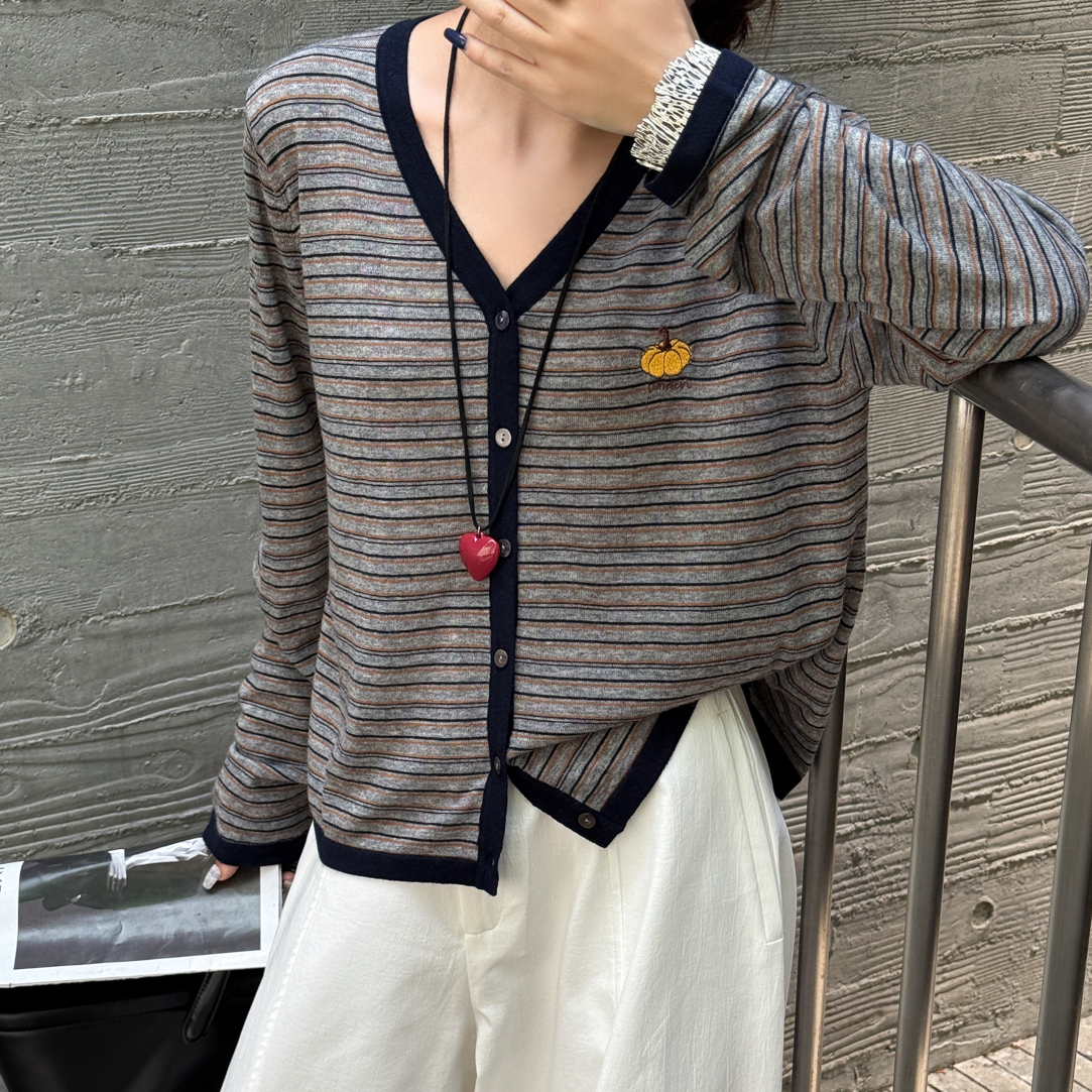 林玲家～（里面好多漂亮的衣服）拍对应价格下单备注