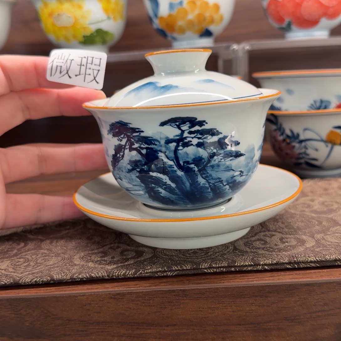 釉下手手绘茶具微瑕