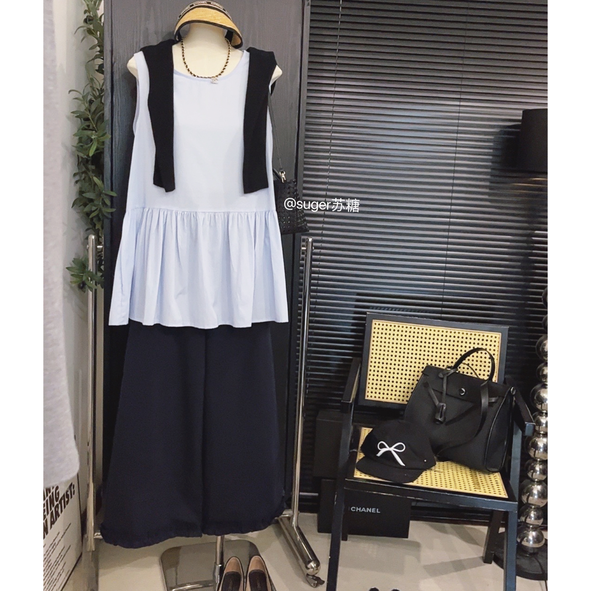 【小众简约/无袖小褶皱上衣 】春夏新款设计感纯色圆领中长款小衫