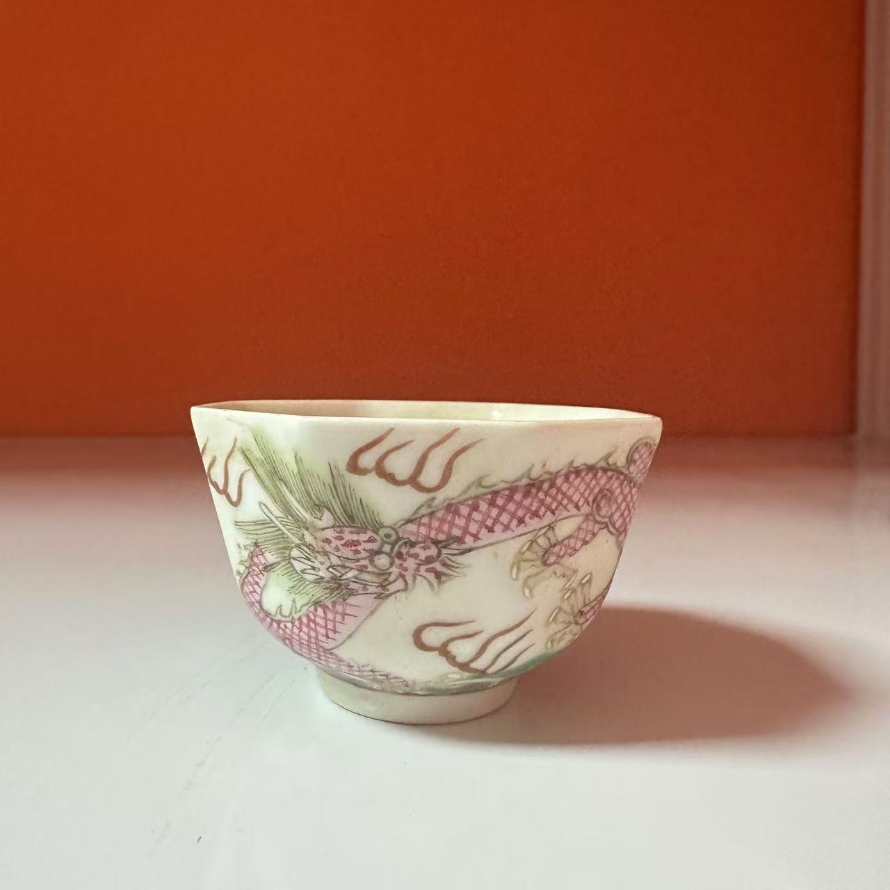 2096清晚期 粉彩祥龙赶珠八棱杯