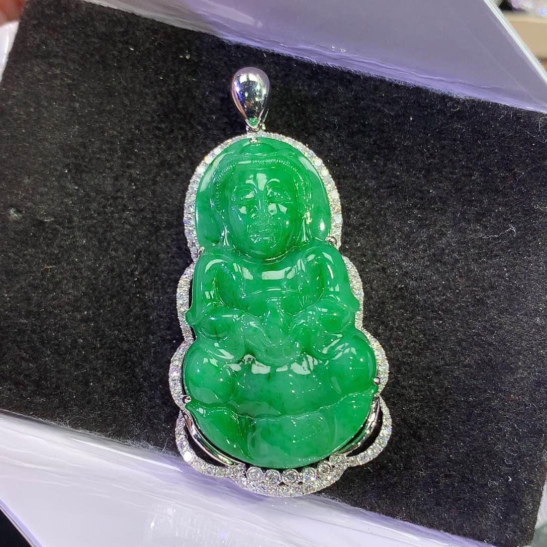 翡翠18K金镶嵌吊坠(赠链)