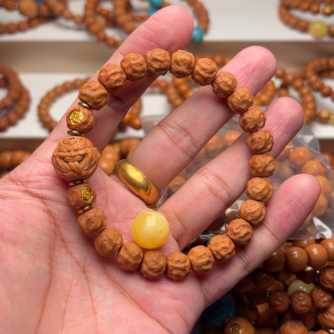 z***壮手串猴头核桃龙蛇