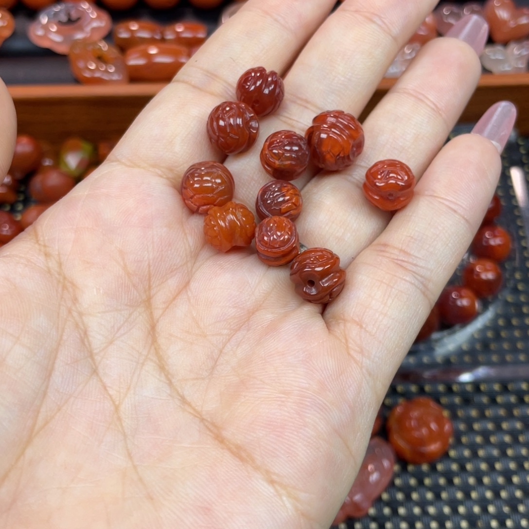 玛瑙/玉髓未镶嵌颈饰富甲天下