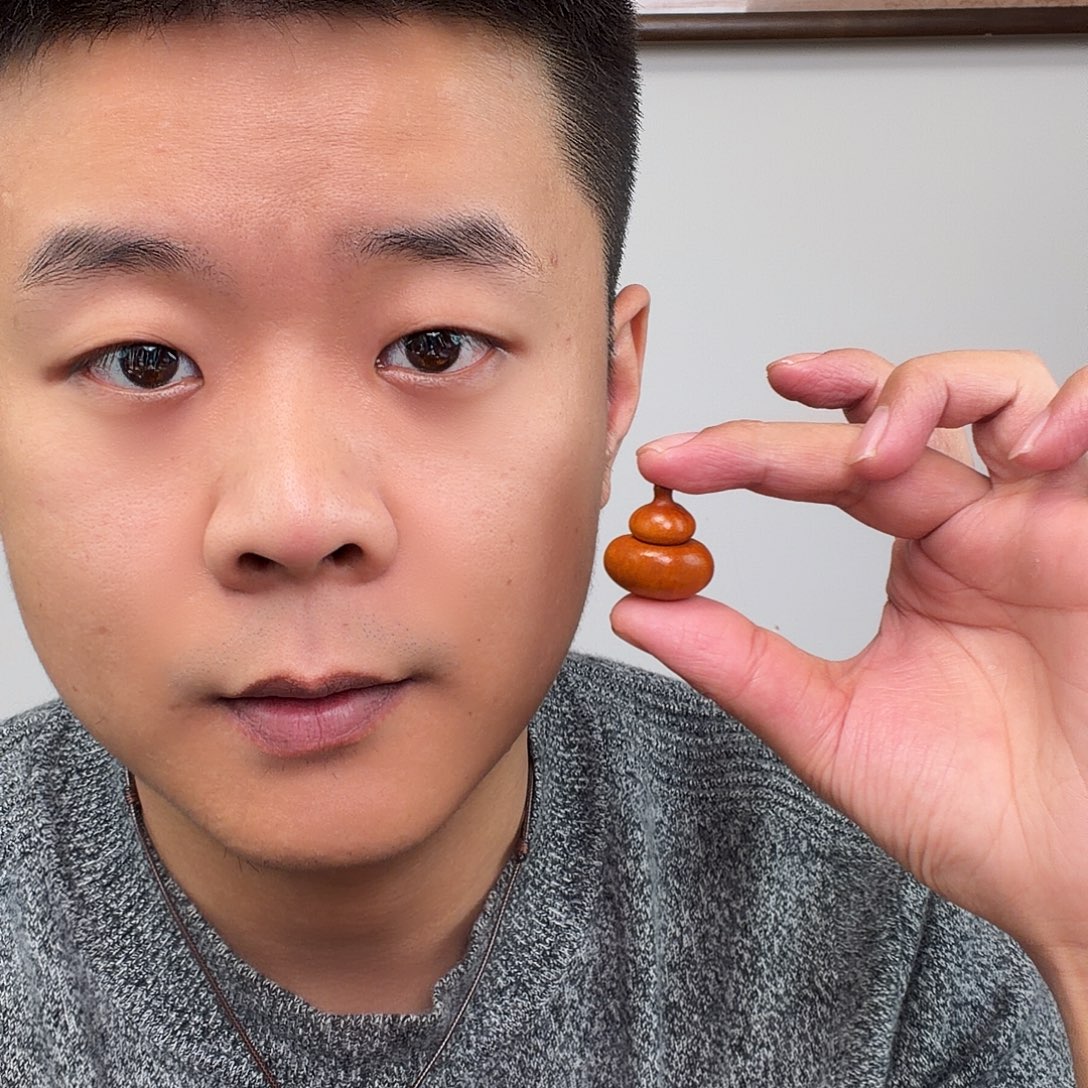L***M精品天花板草里金八宝葫芦