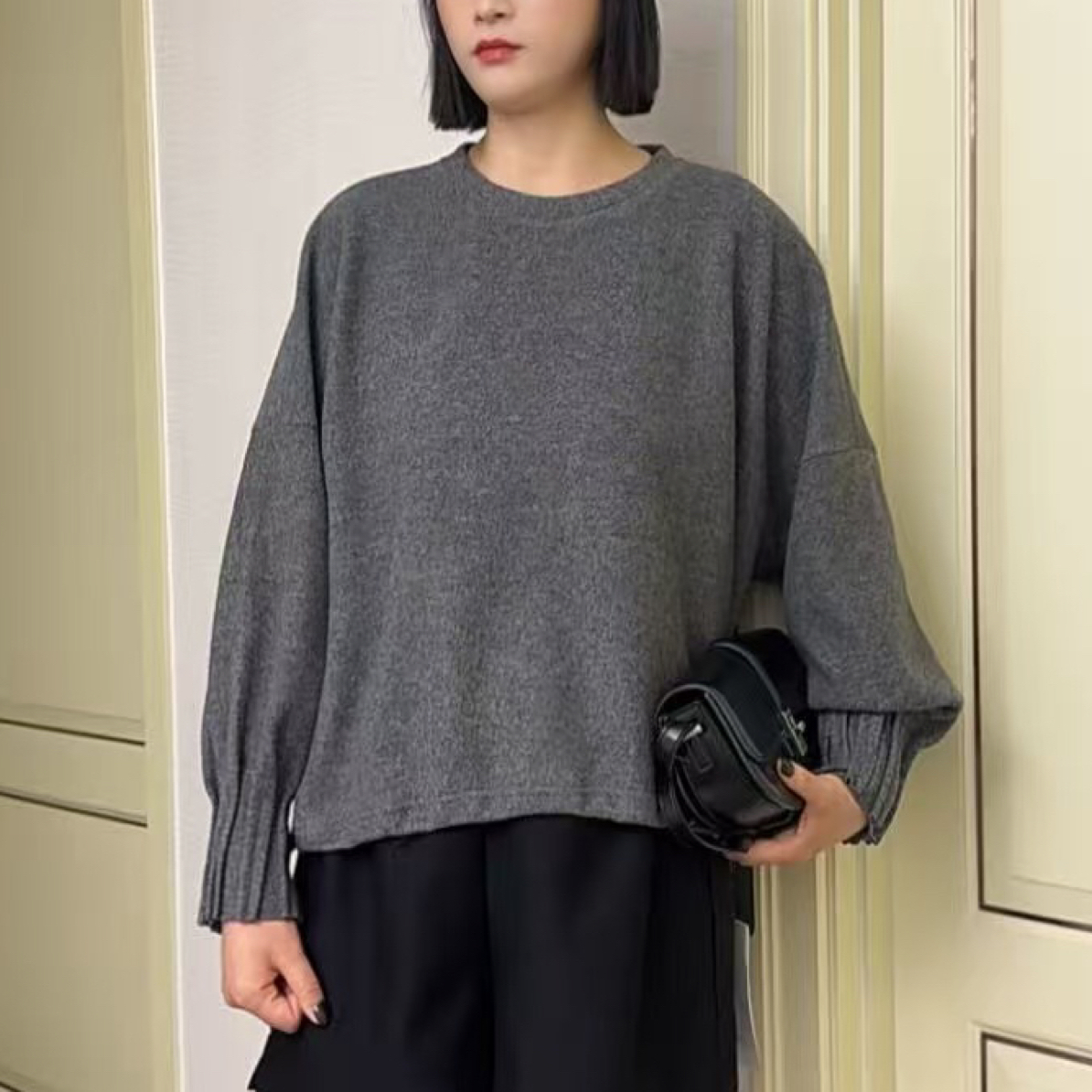 褶皱秋冬季蝙蝠袖简约百搭灰色长袖格纹卫衣圆领短款拼接