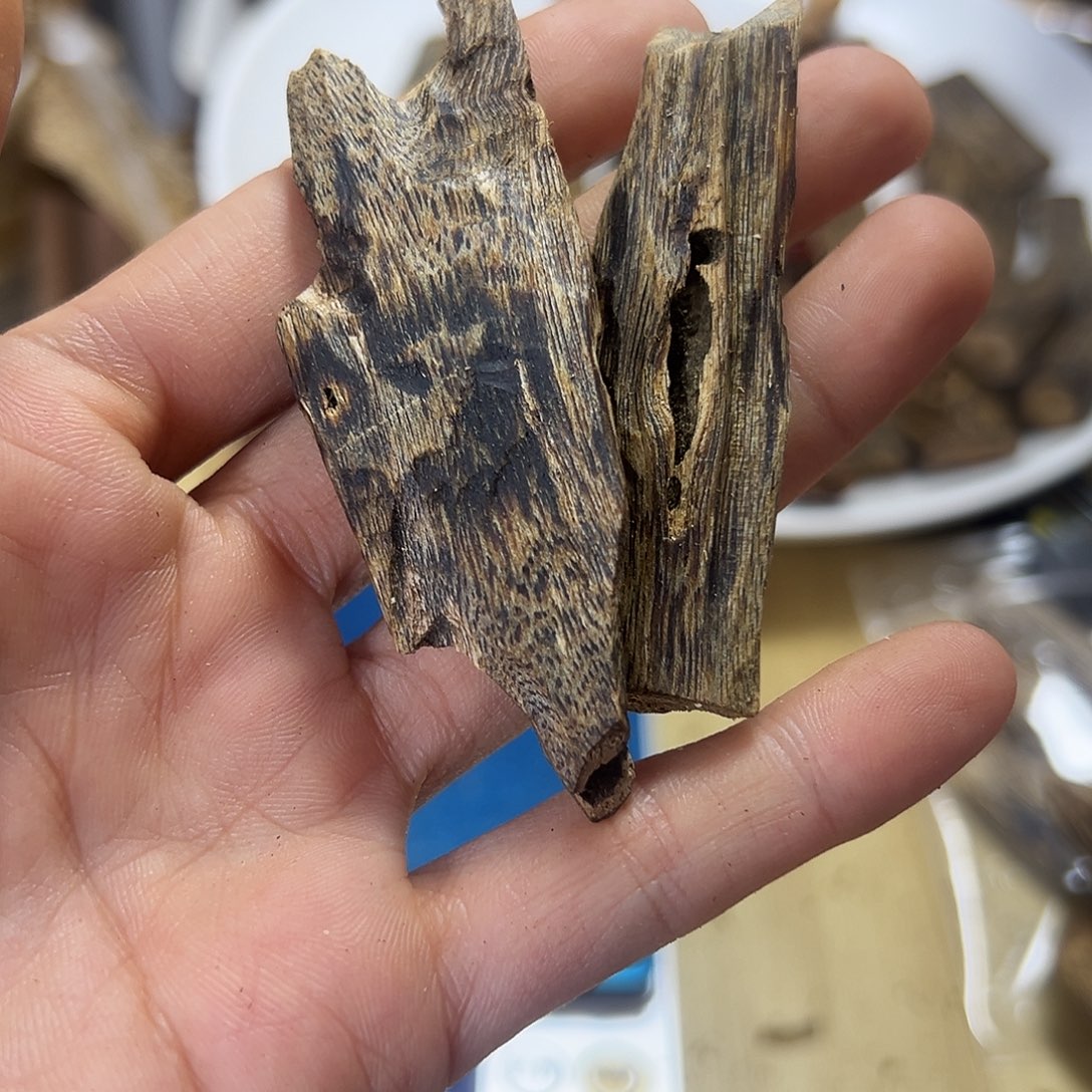 木绿奇楠虫漏原材料10克