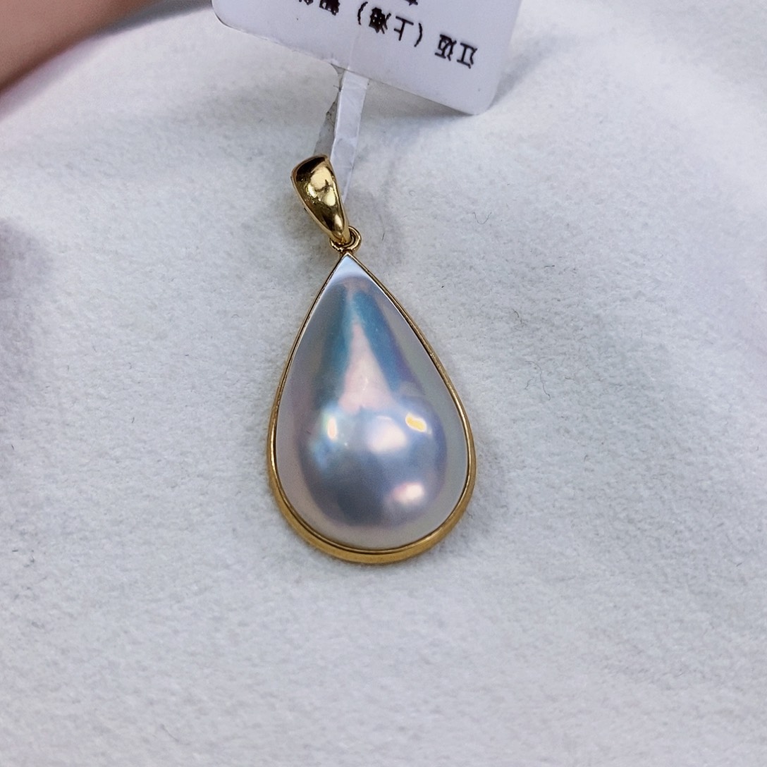 拼合珍珠（马贝珠）特价女神节清货日本成品极光吊坠18K金镶嵌