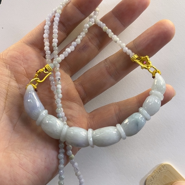 翡翠吊坠(赠链)未镶嵌代编织